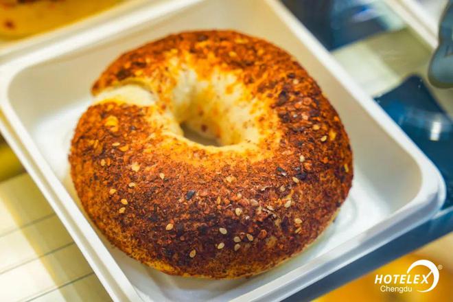 酒店餐饮收官巨制即将开启!同聚大湾区共逐新浪潮九游会·j9网站核心看点尽在掌握2024年度(图26) 酒店餐饮收官巨制即将开启!同聚大湾区共逐新浪潮九游会·j9网站核心看点尽在掌握2024年度(图26)