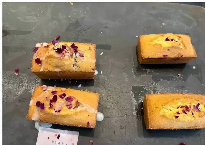 烘焙姐妹俩神态神似马伊琍 网友大赞!J9真人游戏第一品牌爱马与妹妹一起做(图5) 烘焙姐妹俩神态神似马伊琍 网友大赞!J9真人游戏第一品牌爱马与妹妹一起做(图5)