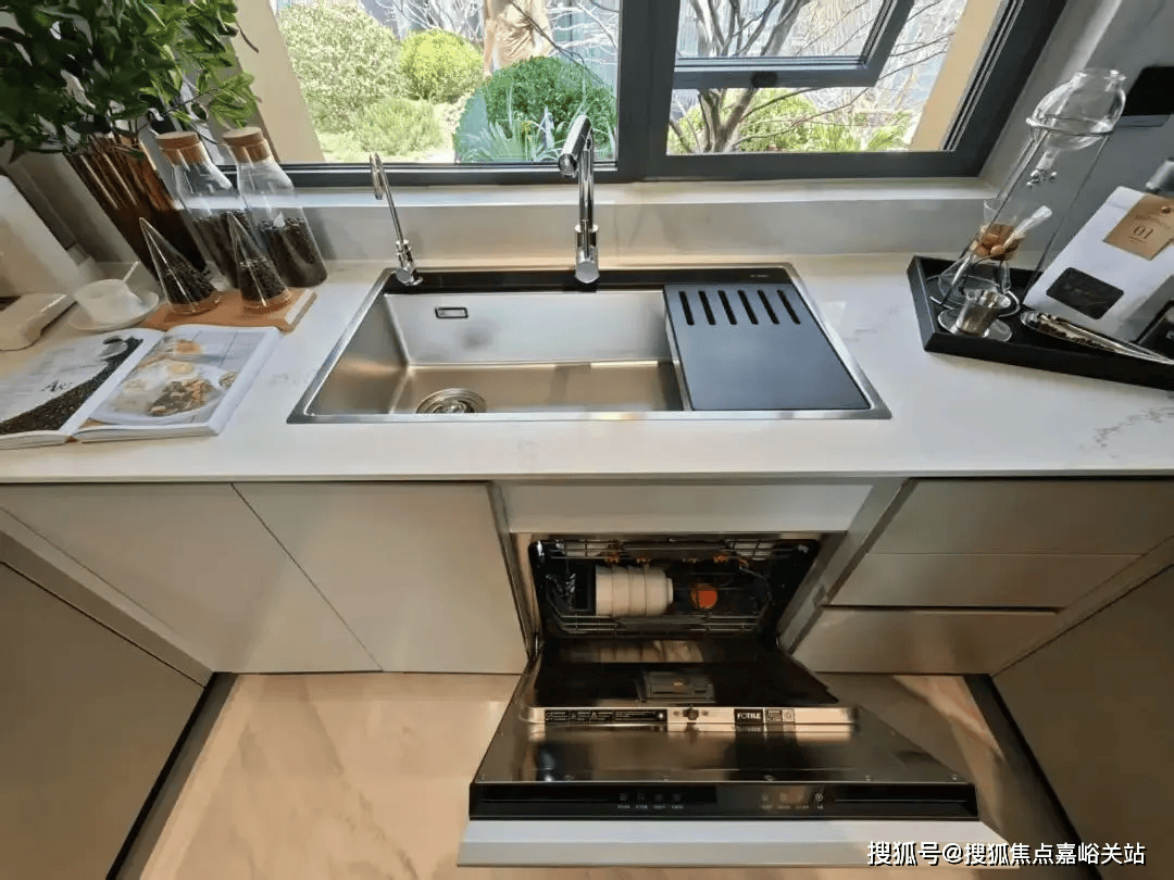 处电话)-欢迎您-小区配套-户型-价格-地址-楼盘详情-户型-电话-交房时间j9九游会真人游戏第一中环铂樾(售楼处)网站-2025中环铂樾营销中心(售楼(图4)