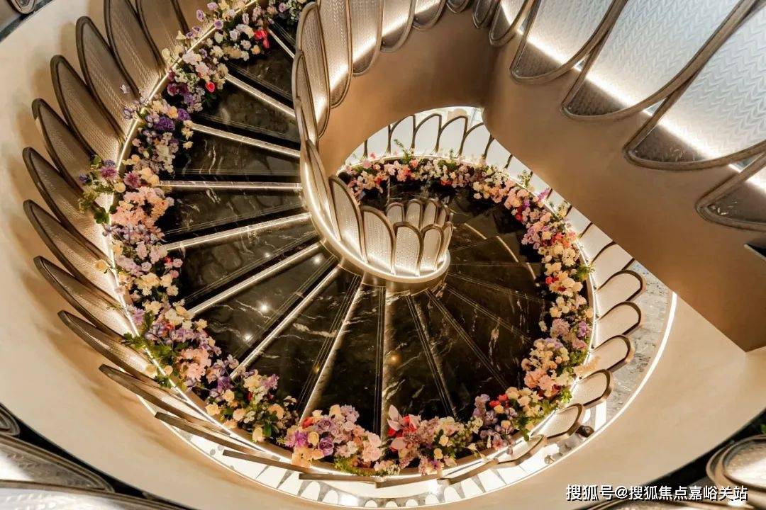 心电线楼盘百科→楼盘网站→测评→中心电线小时热线电话详情j9九游会登录象屿天宸雅颂售楼处电话→象屿天宸雅颂售楼中(图3)