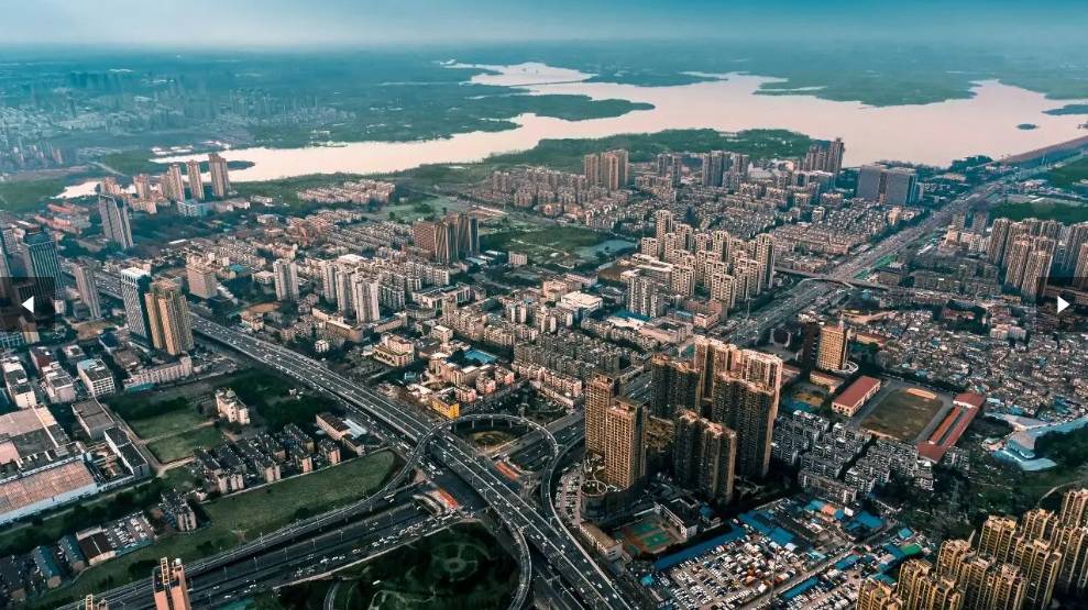 j9国际官网晶宫山水拾光官方热线官网发布丨售楼处电线第一季度楼盘百科-环境-户型-价格 -地址-楼盘详情-配套-电话-交房时间(图3) j9国际官网晶宫山水拾光官方热线官网发布丨售楼处电线第一季度楼盘百科-环境-户型-价格 -地址-楼盘详情-配套-电话-交房时间(图3)